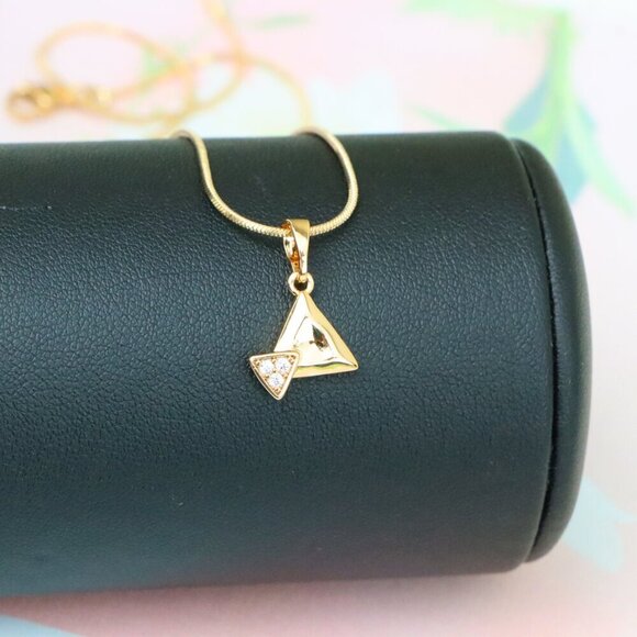 "Chic Rose Gold Triangle Pendant with Sparkling Stone Accent, XPPT1222 - Picture 10 of 13